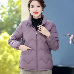 中年妈妈冬装外套轻薄棉衣短款加绒加厚棉袄中老年时尚洋气棉服