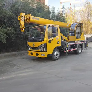 四通建筑工程起重机 5吨蓝牌东风汽车吊