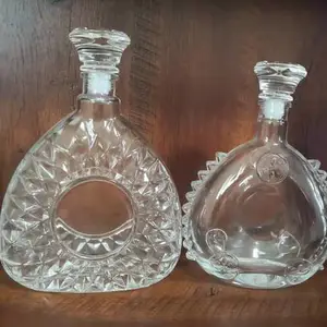 徐州玻璃瓶厂家批发供应750ml白色磨砂凹波葡萄酒瓶木塞盖子托盘包装