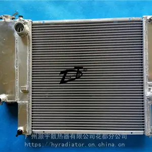 供应OEM : 1247145适用宝马E30 316i全铝汽车散热器水箱加大加厚