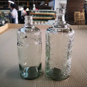 玻璃瓶生产厂家直销普白料玻璃酒瓶