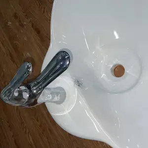 供应陶瓷台盆+单孔冷热水***
