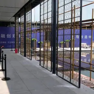 江西 别墅装饰选择高隔断铜板屏风点缀