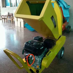 厂家直销园林树枝粉碎机 小型汽油枝条碎枝机 电动碎枝机 家用树枝粉碎机