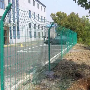 公路护栏网 折弯加强机场护栏网 组合式机场围网