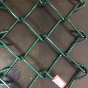武汉PVC勾花网现货 体育场围网施工 甘肃球场护栏厂家 笼式足球场围网