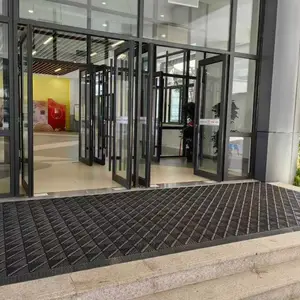 三合一室外除尘刮泥蹭脚地垫,铺装美观简约大气,适合多场景使用