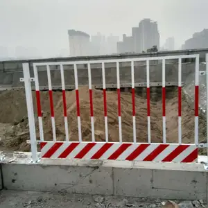基坑护栏 基坑临边警示护栏 红白竖杆围挡