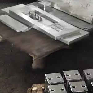 《cnc非标零件加工 加工中心机械配件精密零件阀块阀板油路块定制铝合金材质零件加工》