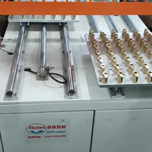 智能锁锁芯加工车床机械手 机床上下料机器人