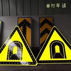专业定制LED标牌 单向标识导向牌 交通安全警示灯 LED双向诱导灯太阳能指示牌