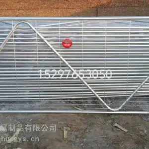 马场围栏 畜牧栅栏 农场围栏 牲畜面板围栏 马栏面板 牛围栏 绵羊围栏