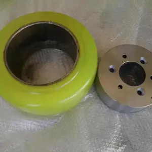 厂家专业生产定制高耐磨耐撕裂强抗压电动叉车轮林德R14/16S永恒力ETV214丰田7FBR10