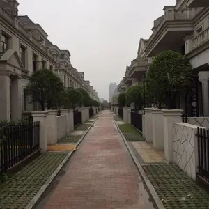 广东雷工漆 供应环保外墙涂料 可调色真石漆 天然彩砂丙烯酸涂料