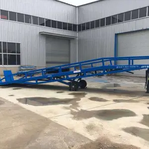 ����8���ƶ�ʽ�ǳ��ų��� �泵�����µ���ж��ƽ̨ ��ѹ������֧��
