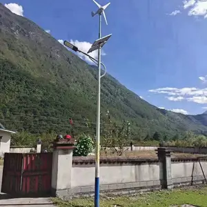 太阳能路灯厂,托克逊太阳能路灯,鲁邦(查看)