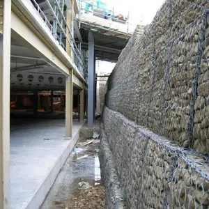 河道、岸坡、路基护坡结构采用格宾石笼网