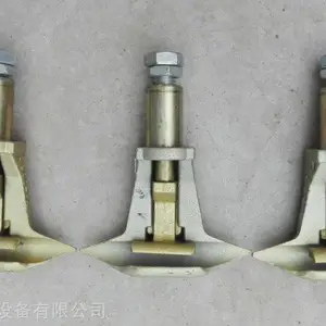 2019年云南晋阳销售猴车固定活动抱索器矿用卡钢丝绳架空乘人装置配件抱索器