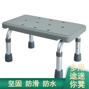 ��Ӧ����ԡ��ϴ�µ� ���Ͻ�PE�п�ע�ܹ��׶๦�ܵ�