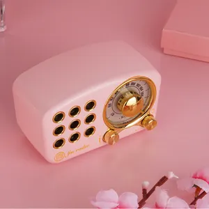 彩色创意复古蓝牙音箱收音机迷你插卡便携低音炮音响 亚马逊***蓝牙音箱