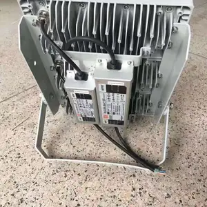XZG9200-MH1000W投射灯车间、变电站、电厂、厂区、冶金、水泥、机械、重工等工矿企业的室内