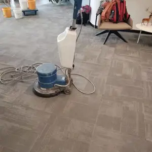 ����б�������������̬�Ǹ����н����Ŵ�ɨ�칫������