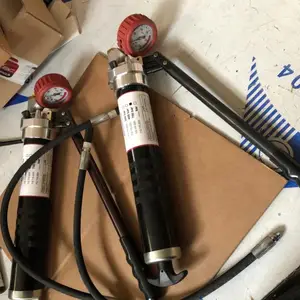 供应 AMTEC 甘油手泵 112.110.220-700