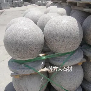五莲灰石球价格,直径60公分五莲灰花岗岩防撞石墩报价