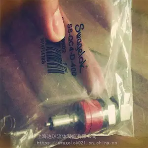 SS-QC4-D-4PM�Ǳ����ٽ�ͷ�����Ĺܾ��ֻ� ������ΰ���swagelok