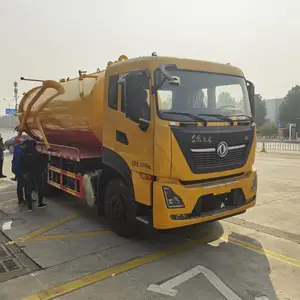 北京牌东风天龙18方吸污车 京环后双桥大型吸污车