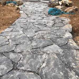 青灰色板岩自然面不规则铺地石 墙石冰裂纹乱形片石 景观庭院石