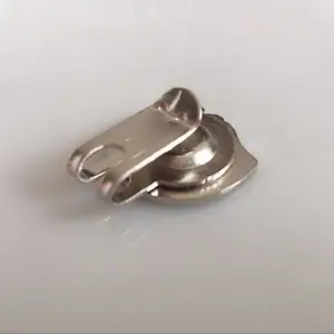 �߶���ñ �ж��ƣ� ʨ�Ӵ�����꣬ ��ͼ���ӹ����� OEM logo