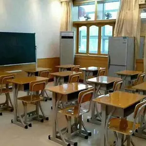 泰安课桌椅直销厂家定制-天力家具(推荐商家)