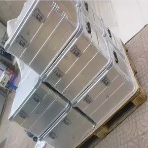 德国ZARGES安全运输箱和维护楼梯脚手架,由高强度铝板制成