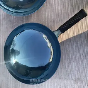 章丘手工锻打铁锅价格章丘黑锅章丘铁炒锅厂家无涂层炒菜铁锅
