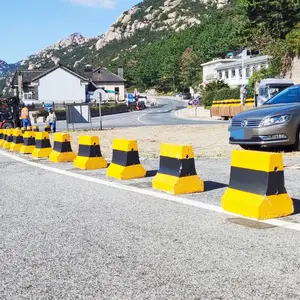 供应青岛城阳水泥隔离墩 马路防撞墩子 混凝土预制护栏隔离墩|停车场路障墩