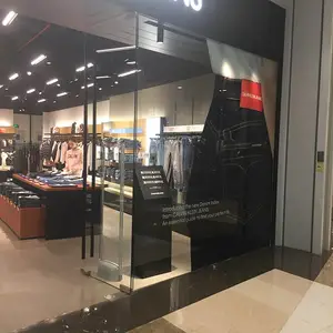 ���βʰײʲ��������ƽ��ճ���װ�β�����UV��ӡ����