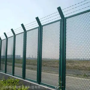 太原体育场护栏网 包塑护栏网菱形孔斜方勾花网生产厂家