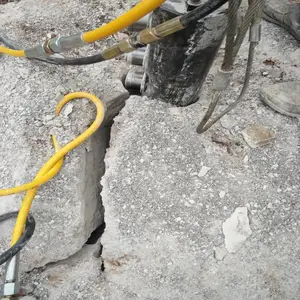 ����������ʯ���ѻ������ƿ�