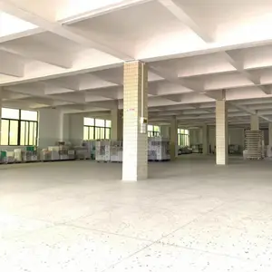 汕头市澄海区隆都小月半食品厂