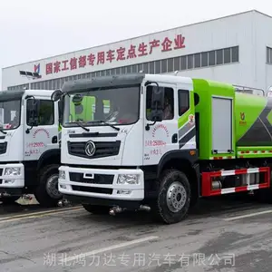 新疆12方洒水车助力城乡环境整洁提升