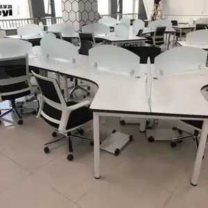 潍坊职员组合简约现代46四人位员工办公室电脑桌屏风卡座