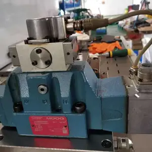 �¸��絵ʽMOOG�ŷ���ά��J870-1002Aѹ����