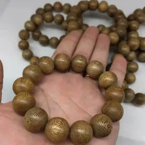 马来沉香佛珠手链精工打造味道清香淡雅价格优惠精美天然沉香手串