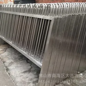 中国佛山市吉南不锈钢门窗工厂生产304不锈钢栏