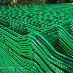 圈地养殖防护网 圈山铁丝网围栏 光伏电站护栏网