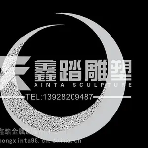 个性设计镜面不锈钢月亮雕塑符合时代环境的审美