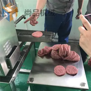 上浆裹粉加工设备 田园脆鸡堡鸡肉饼成型机 油炸定型生产线