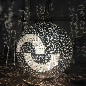 园林景观不锈钢彩蛋雕塑 椭圆形镂空发光球体雕塑可定制LOGO