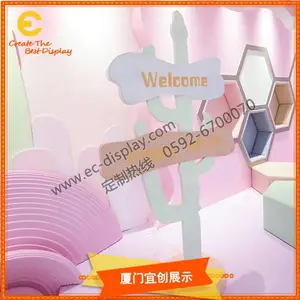�̳���������չ��չʾ��������װ�ε���